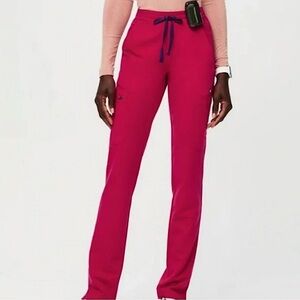 NEW ••LIMITED EDITION FIGS YOLA 2.0••